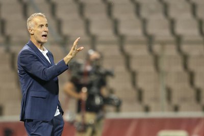 Мехо Кодро беше уволнен като национален селекционер по футбол на Босна и Херцеговина