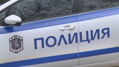 Полицията в Несебър иззе 180 000 евро, предвидени за търговия с вот, задържан е мъж (СНИМКИ)