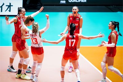 Женският ни национален отбор по волейбол загуби драматично от Бразилия в пет гейма