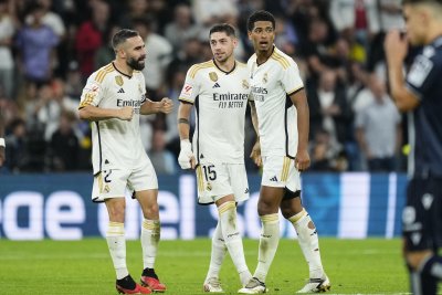 Реал Мадрид обърна Сосиедад на "Бернабеу" и продължава без грешка в Ла Лига