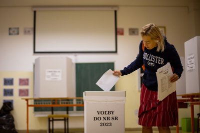 Партията на бившия премиер на Словакия Роберт Фицо печели изборите