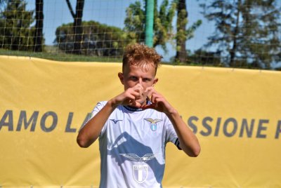 Българският полузащитник Дамян Йорданов вкара първия си гол за младежкия
