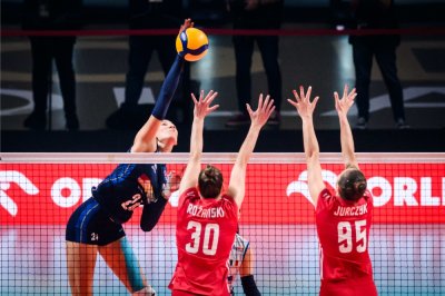 Волейболистките на Италия останаха без квота за Париж 2024 след загуба от Полша