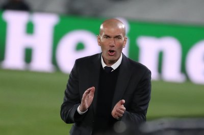 Бившият мениджър на Реал Мадрид Зинедин Зидан е отказал да