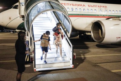 Кацна и вторият полет с правителствения "Еърбъс" с българи, евакуирани от Израел