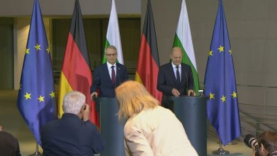 Премиерът Николай Денков разговоря с канцлера на Германия Олаф Шолц