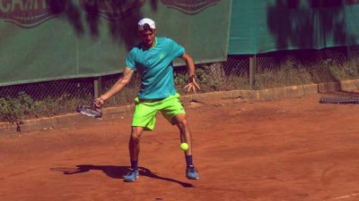 Габриел Донев се класира за четвъртфиналите на тенис турнира в