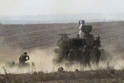 Израел е наредил през следващите 24 часа евакуацията на 1