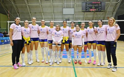 Волейболистките на Марица подкрепиха Страшимира Филипова в битката ѝ с коварна болест