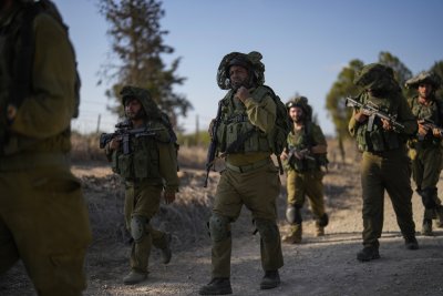 Израелската армия е получила зелена светлина от правителството за влизане