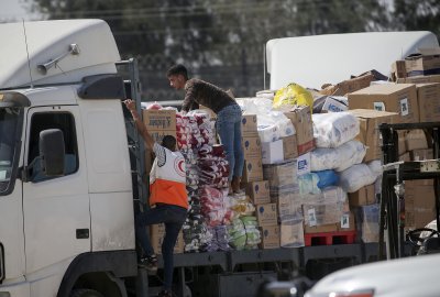 Египет отново затвори границата с Газа след преминаването на първия хуманитарен конвой