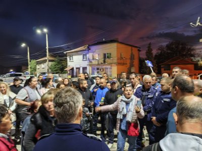 Жители на Перник излязоха на протест, били без вода два дни
