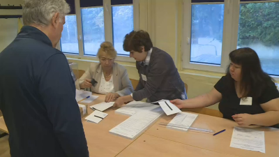 Първите гласоподаватели вече упражниха правото си на вот във Варна
