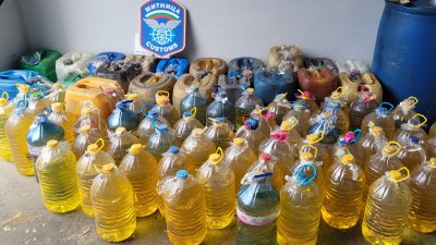 Митнически служители на Териториална дирекция Митница Пловдив откриха 1718 8 литра