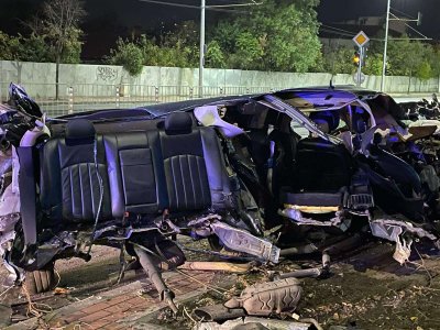 Тежка катастрофа тази нощ в Пловдив на булевард Кукленско шосе