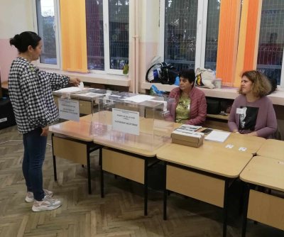 Изборният ден в Сливен приключи Всички 188 секции започнаха обработка