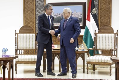 Държавният секретар на САЩ Антъни Блинкен се срещна с палестинския