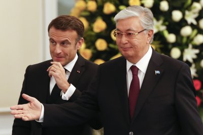 Франция има интерес към Казахстан свързан с доставки на уран