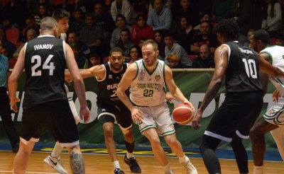 Отборът на Черноморец записа шеста поредна победа в Националната баскетболна