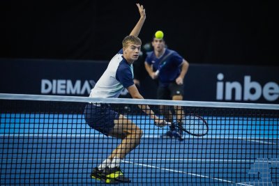 Янаки Милев и Пьотр Нестеров отново дадоха всичко от себе си, но допуснаха обрат в четвъртфиналите на Sofia Open