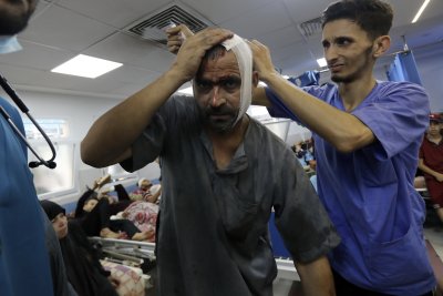Поредна нощ на интензивни въздушни удари срещу ивицата Газа Властите