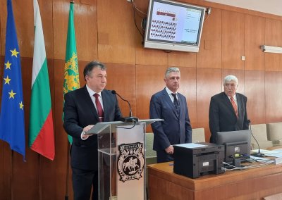 Новоизбраният кмет на Шумен Христо Христов и общинските съветници положиха клетва