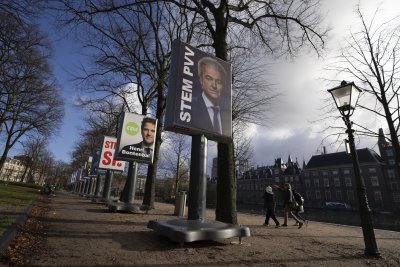 Парламентарни избори в Нидерландия около 13 милиона души имат