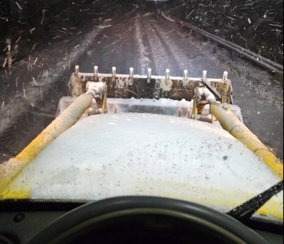Снегопочистващата фирма в Бургас е подценила тежката обстановка, смятат от Областната управа