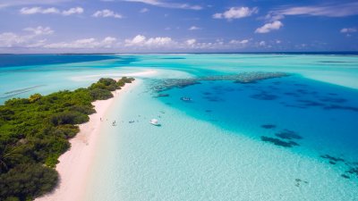 Покачването на морското равнище заплашва да погълне Малдивите където прясната
