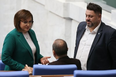 Корнелия Нинова поиска непартийно, програмно правителство, със срок на съществуване