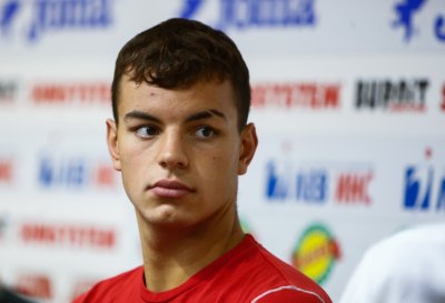 Младият български плувец Петър Мицин счупи националния рекорд в дисциплината