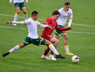 Българският национален отбор по футбол до 19 години завърши наравно