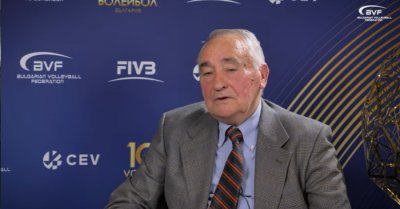 Голямата легенда да българския волейбол Димитър Каров навършва 80 години Дългогодишният