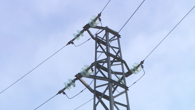 Без ток останаха в югозападните части на София и в десетки общини в Западна България