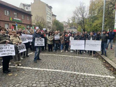 Земеделци и животновъди протестират в София - искат оставката на ресорния министър
