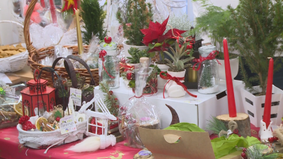Коледен базар помага на хора в неравностойно положение във Варна