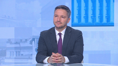 Вигенин: Скандалът с директора на "Пирогов" няма да блокира работата на парламента