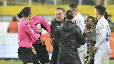 Президентът на футболен клуб Анкарагюджю обясни защо е ударил съдията след мача