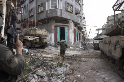 В Ивицата Газа епицентърът на израелската операция остава Хан
