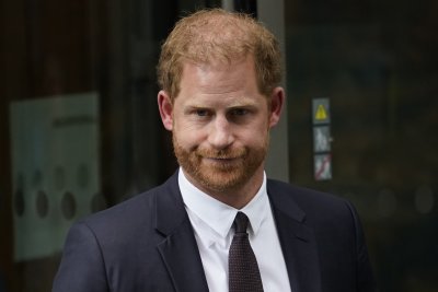 Принц Хари трябва да плати 50 000 британски лири за съдебни разноски на "Дейли мейл"