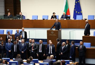 Бойкотът на "Възраждане", БСП и ИТН провали парламентарното заседание