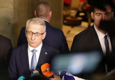 Премиерът Николай Денков отговаря на журналистически въпроси по актуални теми