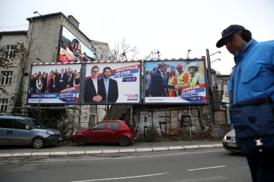 Сърбите гласуват на предсрочни парламентарни избори