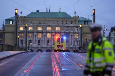 Стрелба в центъра на Прага: Най-малко 15 жертви и 24 ранени в Карловия университет