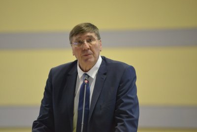 Президентът на Българската федерация по баскетбол Георги Глушков даде обширно