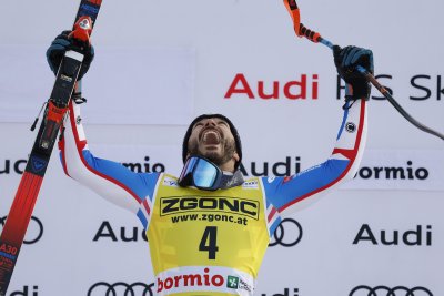 Сиприен Саразен спечели ски спускането от Световната купа в Бормио