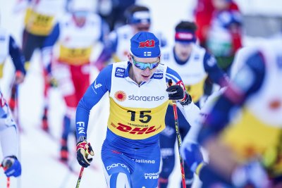 Финландецът Перту Хюваринен спечели победата в интервалния старт на 10