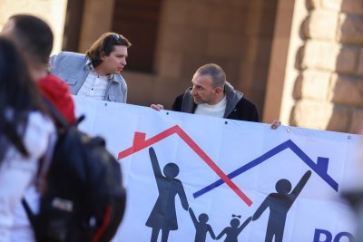 В Деня на бащата: Протест с искане на законови промени за споделеното родителство