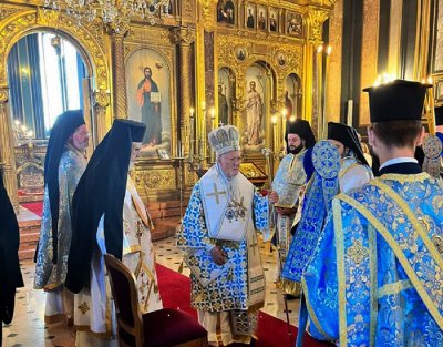 На Стефановден: Вселенският патриарх Вартоломей отслужи литургия в Желязната църква в Истанбул (СНИМКИ)