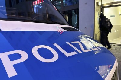 Мъж нападна двама души, говорещи на иврит, в ресторант в Берлин